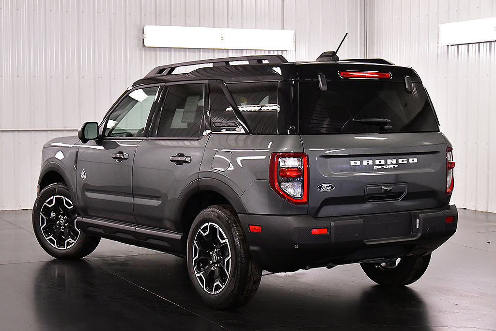 New 2026 Ford Bronco Sport Outer Banks w/ Outer Banks Tech Package+ AWD/4WD image 5