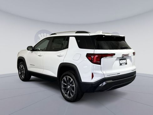 New 2026 GMC Terrain Elevation w/ Elevation Premium Package AWD/4WD image 4