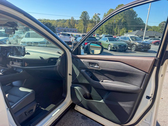 Used 2021 Nissan Rogue SL w/ Premium Package FWD image 23