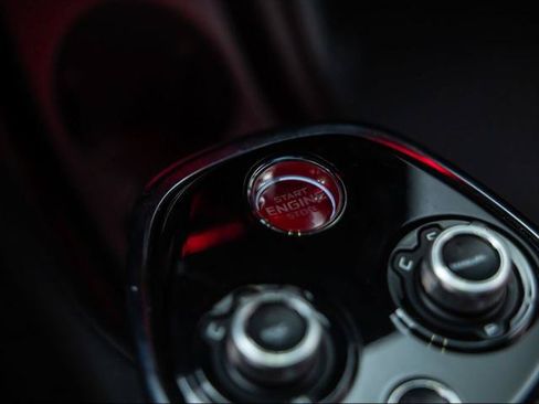 Used 2023 McLaren GT RWD image 25