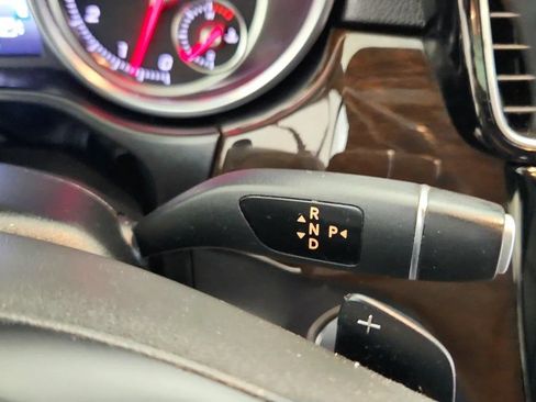 Used 2018 Mercedes-Benz GLE 350 4MATIC image 28