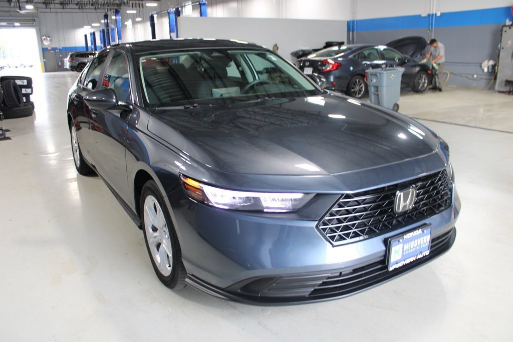 Used 2024 Honda Accord LX image 3
