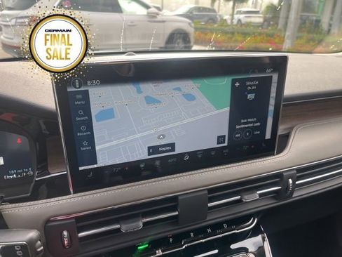 Certified 2023 Lincoln Corsair Reserve w/ Equipment Group 201A image 16