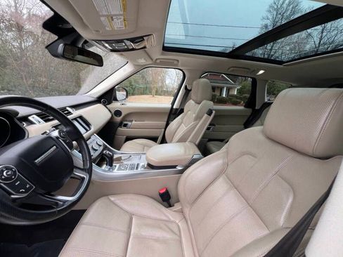 Used 2016 Land Rover Range Rover Sport HSE image 11