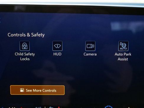 Used 2025 Chevrolet Suburban Premier image 14