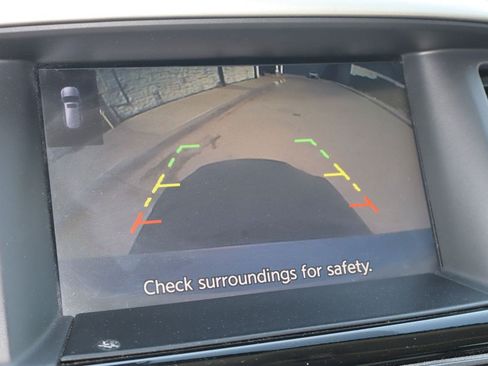 Used 2020 Nissan Pathfinder SV FWD image 8