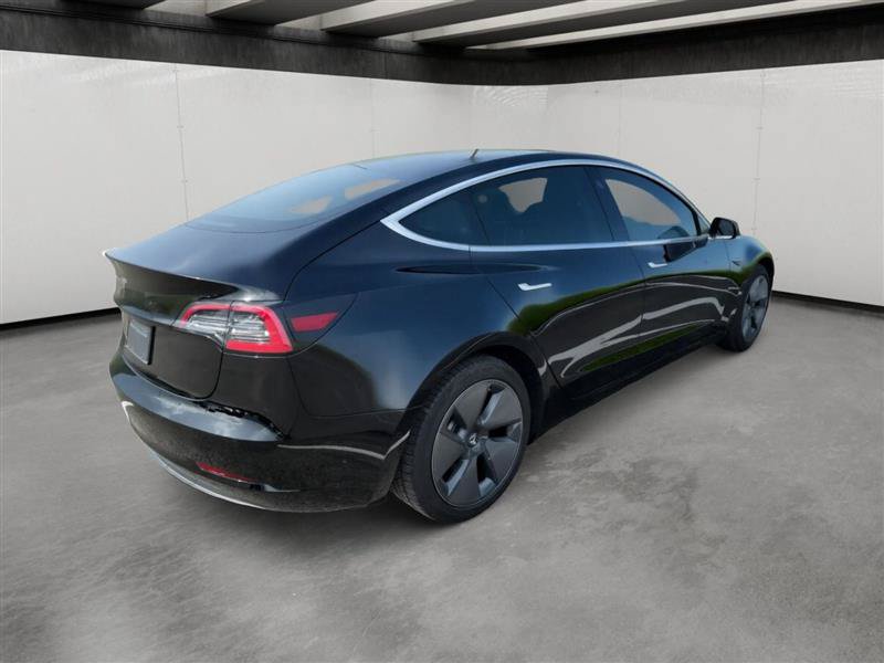 Used 2019 Tesla Model 3 Long Range RWD image 11
