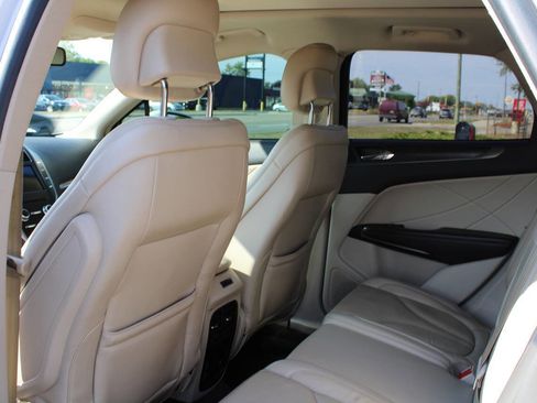 Used 2019 Lincoln MKC Reserve image 57