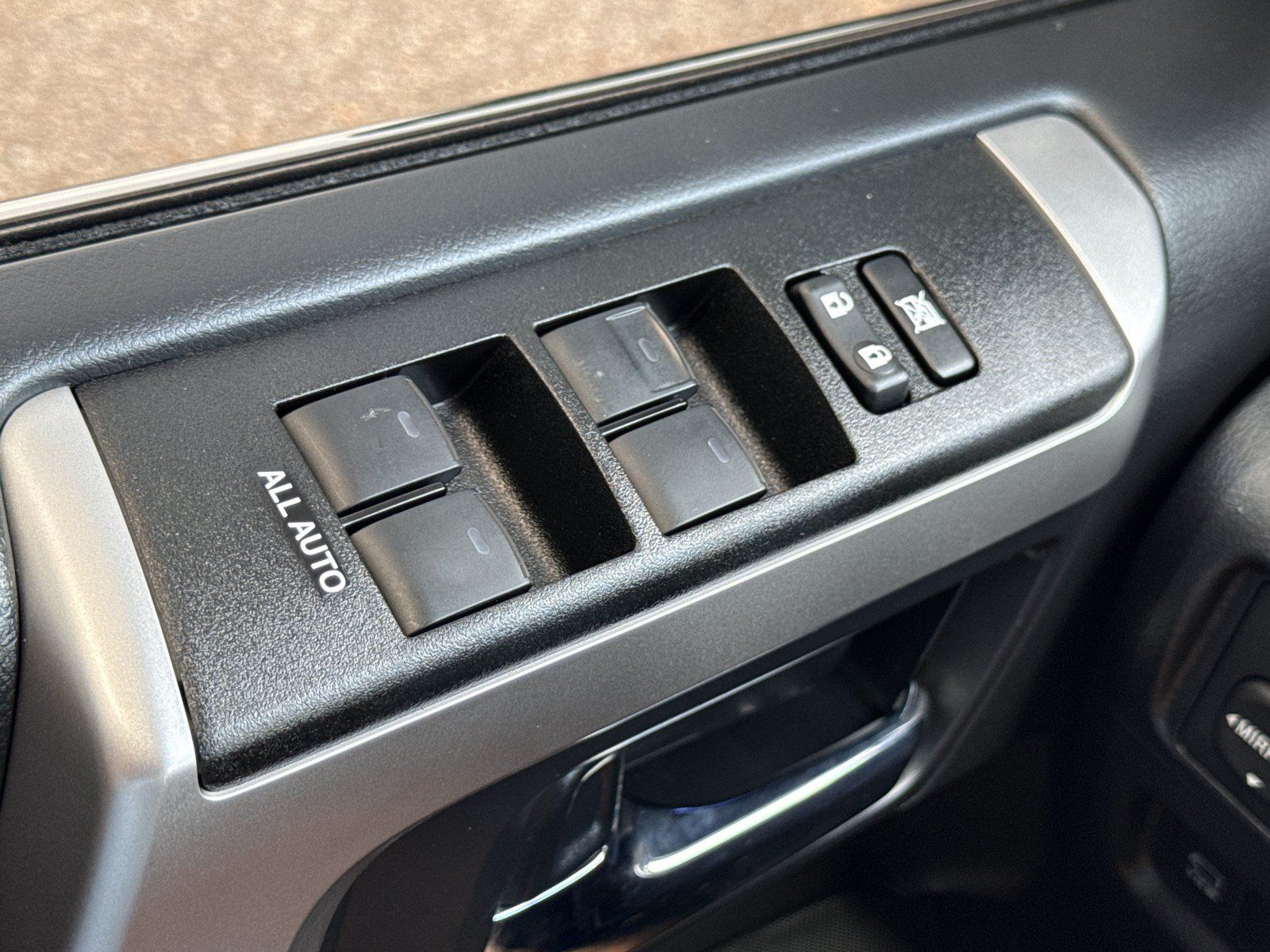 Used 2024 Toyota 4Runner Limited RWD image 19