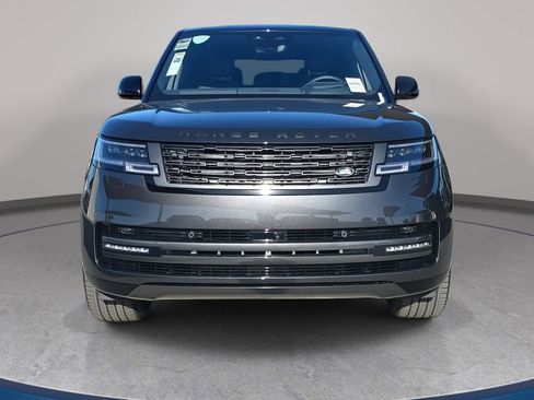New 2026 Land Rover Range Rover SE image 2