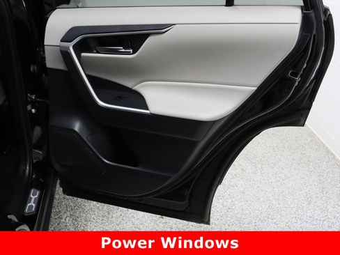 Used 2021 Toyota RAV4 XLE image 35