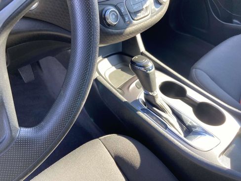 Used 2020 Chevrolet Malibu LS image 9