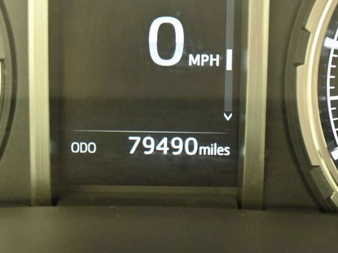 Used 2021 Toyota 4Runner Limited AWD/4WD image 18
