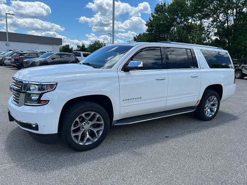 Used 2016 Chevrolet Suburban LTZ AWD/4WD image 3