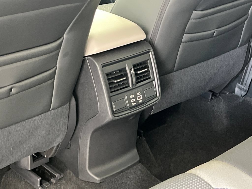 New 2026 Subaru Forester Premium AWD/4WD image 36