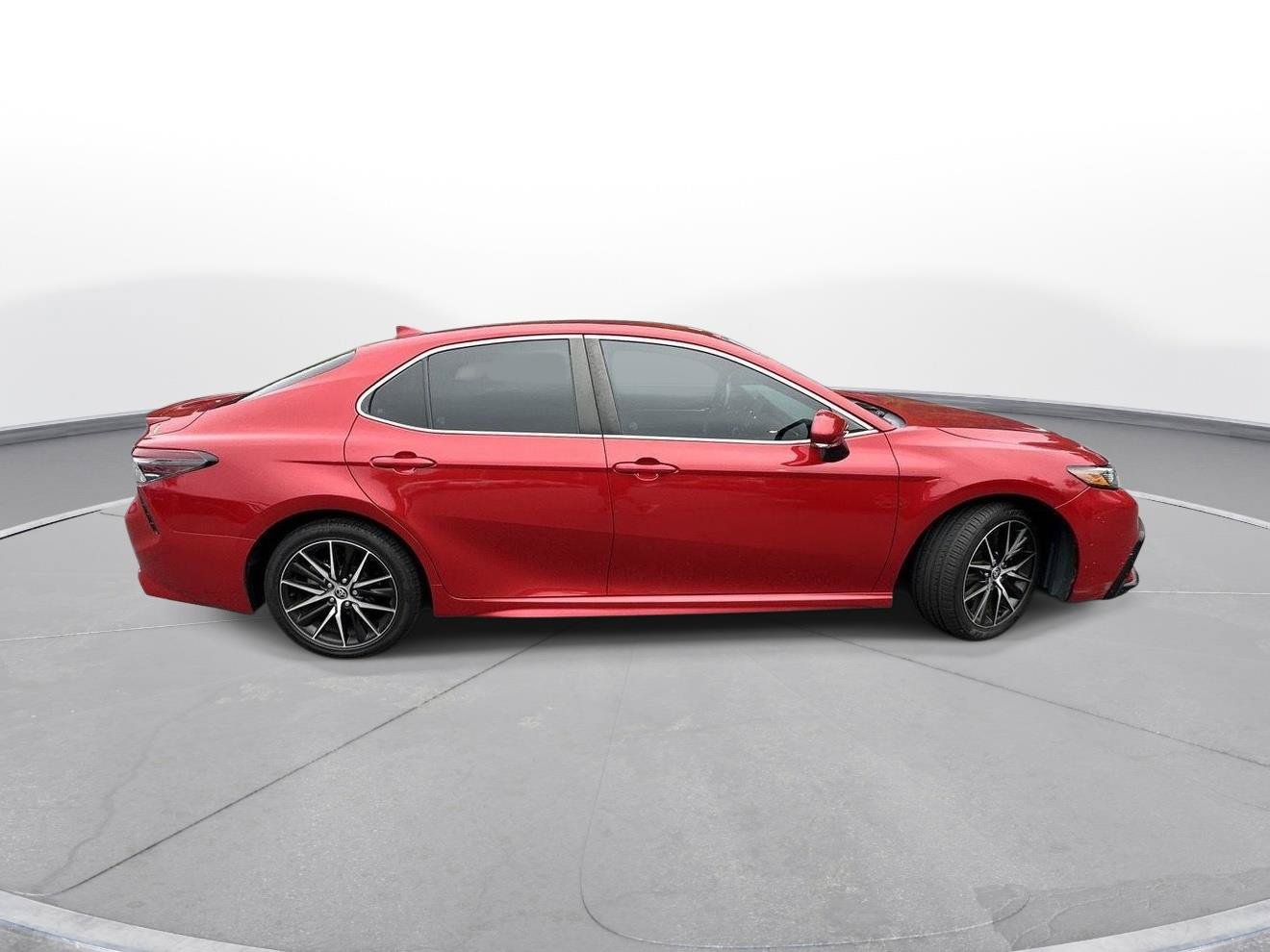 Certified 2022 Toyota Camry SE FWD image 5