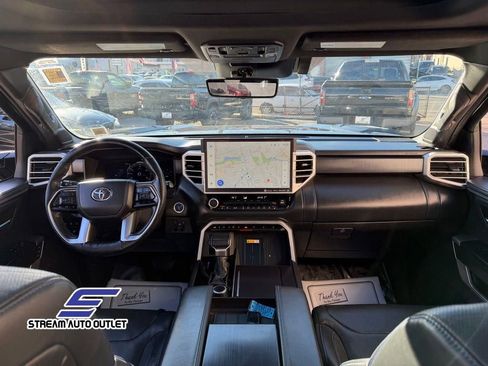 Used 2022 Toyota Tundra Platinum AWD/4WD image 23