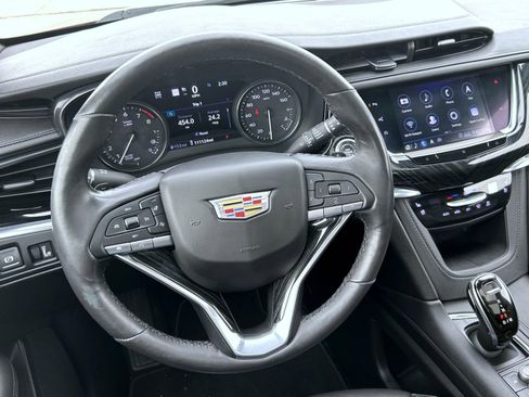 Used 2020 Cadillac XT6 Premium Luxury image 16