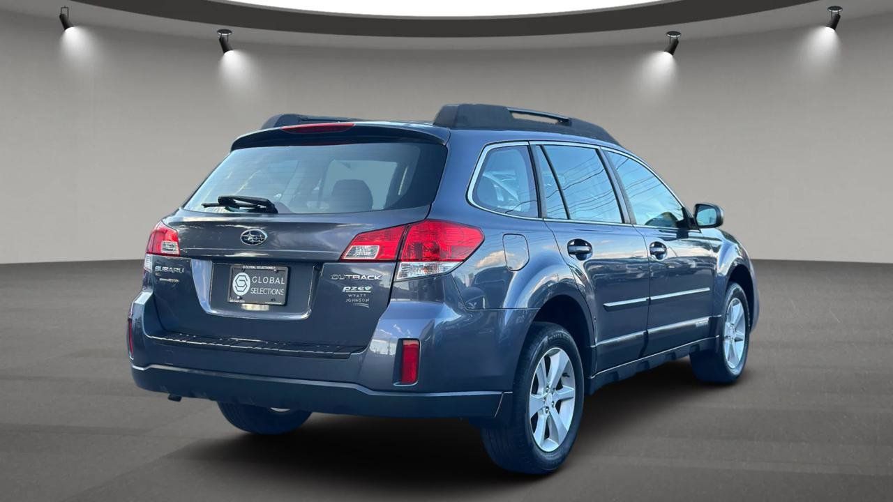 Used 2014 Subaru Outback 2.5i AWD/4WD image 8
