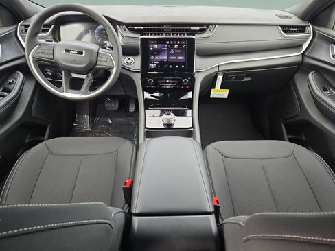 New 2025 Jeep Grand Cherokee Laredo X image 52