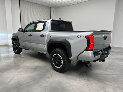 Used 2024 Toyota Tacoma TRD Off-Road AWD/4WD image 5