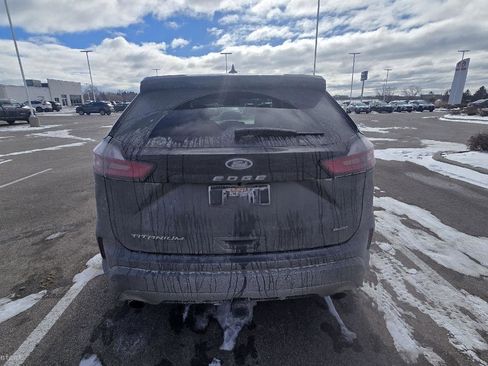 Used 2022 Ford Edge Titanium w/ Equipment Group 301A image 13