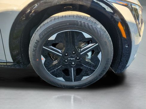 New 2026 Kia EV6 Wind RWD image 28