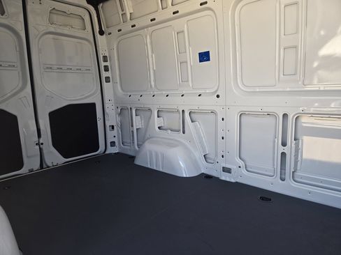 New 2026 Mercedes-Benz Sprinter 2500 image 18
