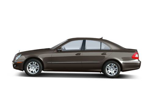 Used 2009 Mercedes-Benz E 350 4MATIC Sedan image 3
