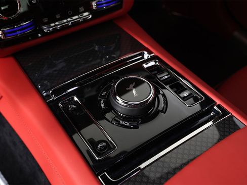 New 2026 Rolls-Royce Spectre Black Badge image 18