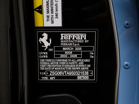 Used 2025 Ferrari Purosangue AWD/4WD image 98