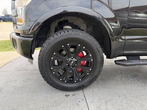 Used 2016 Ford F150 XLT w/ Equipment Group 302A Luxury image 4