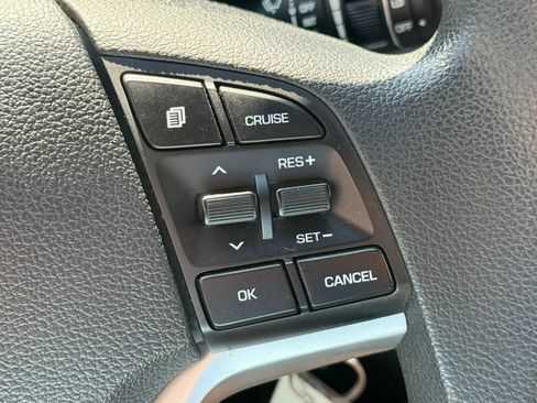 Used 2018 Hyundai Tucson SE AWD/4WD image 5