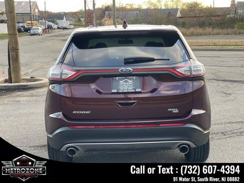 Used 2017 Ford Edge SEL w/ Equipment Group 201A AWD/4WD image 7