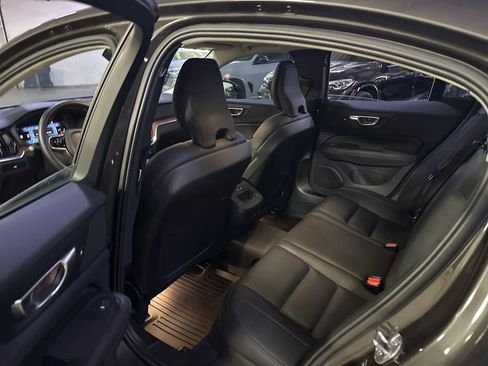 Used 2024 Volvo S60 B5 Plus w/ Climate Package AWD/4WD image 10