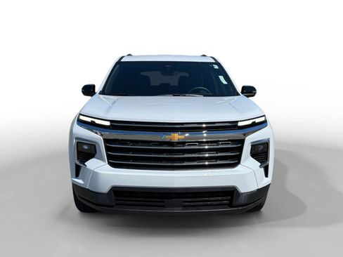 New 2026 Chevrolet Traverse LT w/ Driver Confidence Package FWD image 8