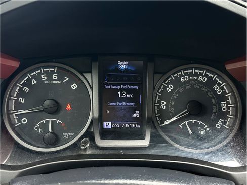 Used 2016 Toyota Tacoma TRD Off-Road AWD/4WD image 20
