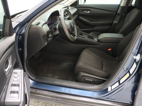 Used 2024 Honda Accord EX image 14