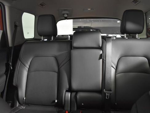 New 2026 Nissan Pathfinder SL AWD/4WD image 25