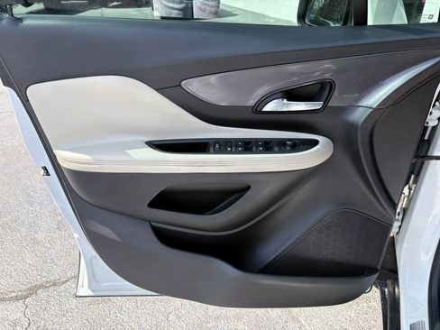 Used 2017 Buick Encore Preferred image 9