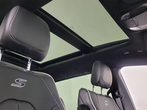 New 2026 Chrysler Pacifica Limited w/ S Appearance Package image 39