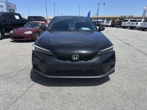 Used 2024 Honda Civic Sport image 3