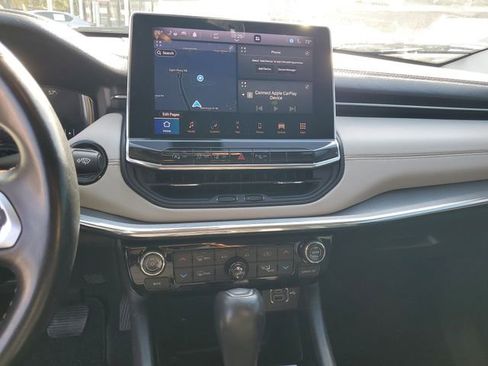 Used 2022 Jeep Compass Limited w/ Elite Group image 15