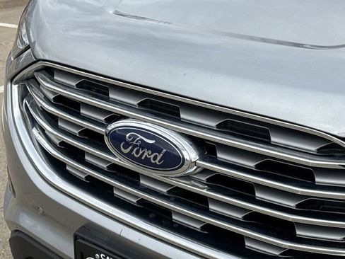 Used 2024 Ford Edge Titanium image 29