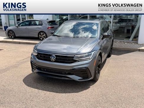 Certified 2024 Volkswagen Tiguan SE R-Line FWD image 1