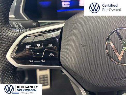 Used 2024 Volkswagen Tiguan SE R-Line AWD/4WD image 20