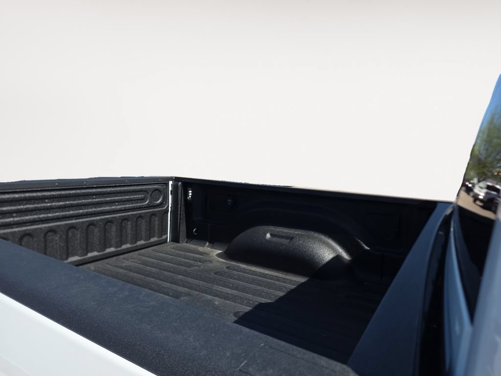 New 2026 RAM 3500 Laramie AWD/4WD image 11