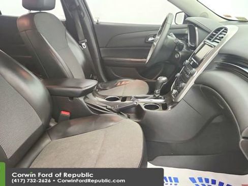 Used 2015 Chevrolet Malibu LT w/ Power Convenience Package image 22