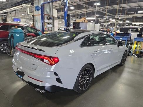 Used 2022 Kia K5 GT w/ GT1 Package FWD image 4
