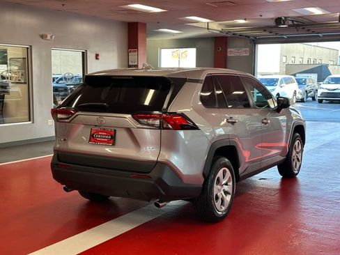 Certified 2023 Toyota RAV4 LE AWD/4WD image 4